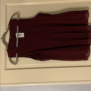 Chiffon Pleated Sleeveless Top - Burgundy